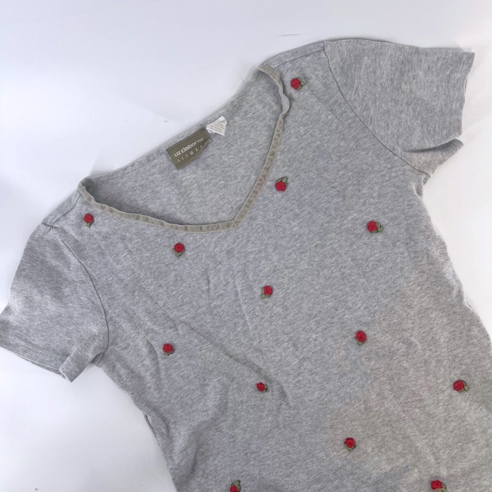 Liz‎ Claiborne Lizwear Vintage Gray Ribbon Rose Baby Tee V-Neck T-Shirt Small